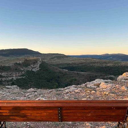 Vistas Del Maestrazgo Apartamentos Rurales Allepuz Bagian luar foto